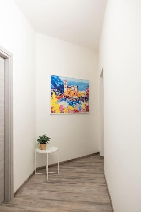 Private Room: The Port Apartment Scirocco Livorno Exterior photo